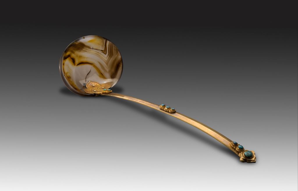 图片[1]-Agate spoon with gold inlaid turquoise handle-China Archive